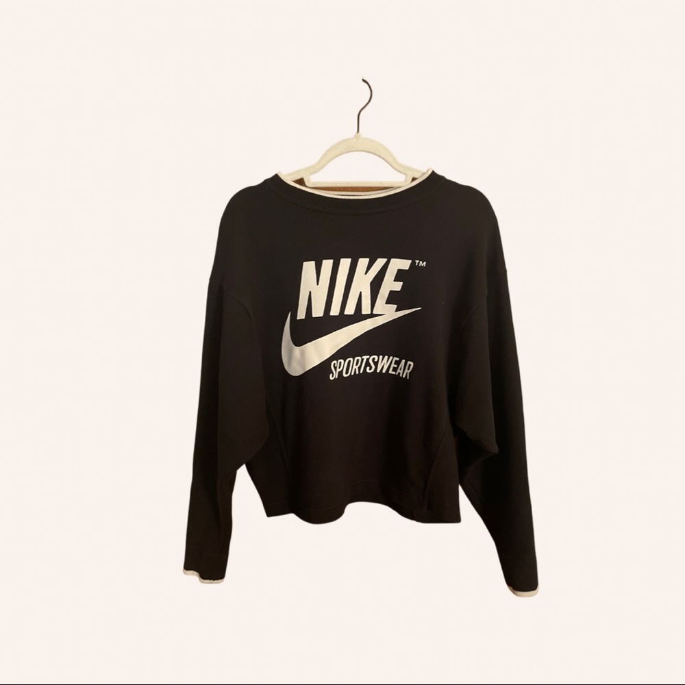 NIKE SPORTWEAR CREWNECK | SZ XS